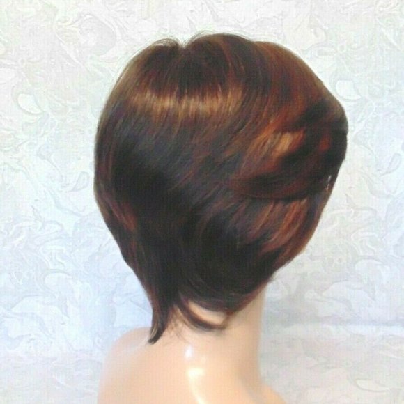 Short Brown Highlighted Heat Resistant Wig main image 4